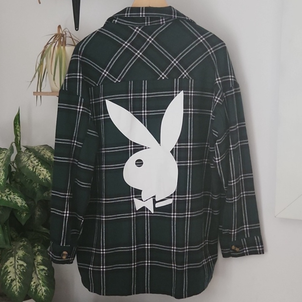 New Unisex Men’s women’s Playboy plaid Flannel Size medium jacket sweater NWT